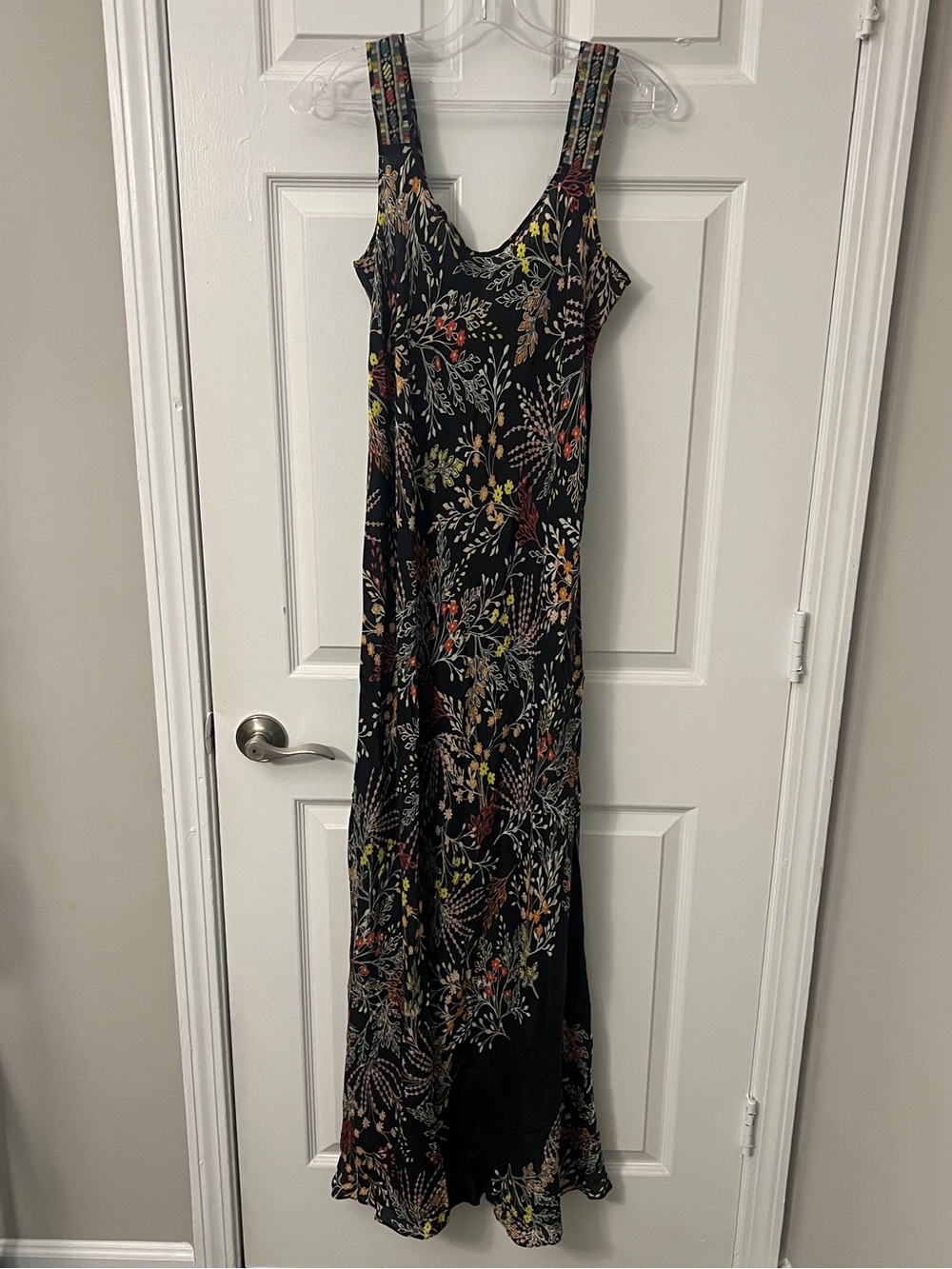 Johnny Was Floral Maxi Dress Size Large Black Red Orange Sleeveless Embroidered